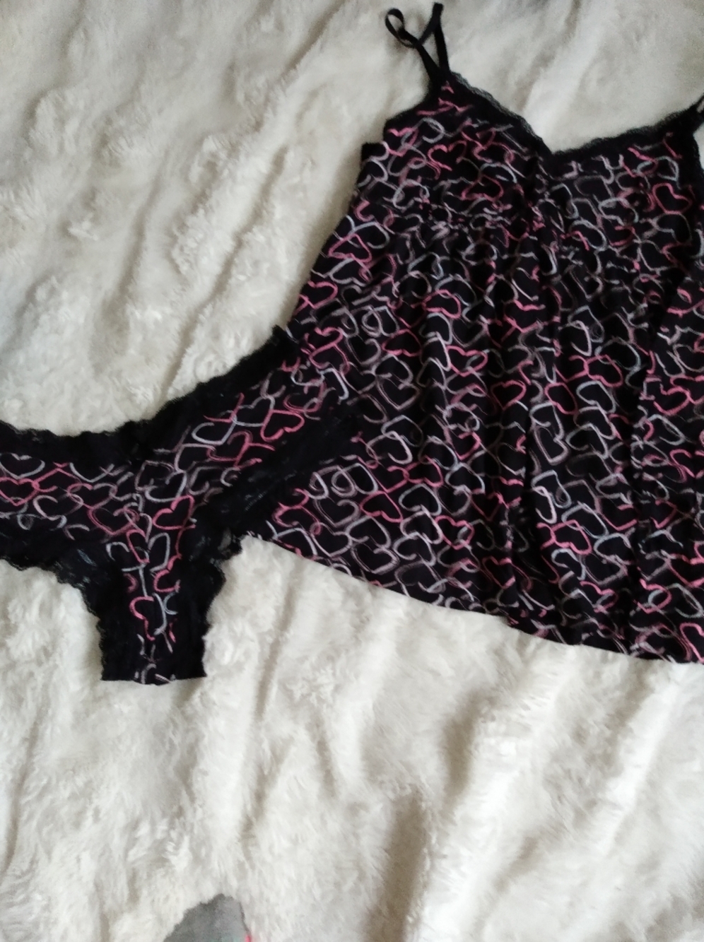 Women’s Black & Pink Heart Lace-Trim Chemise and Underwear Set